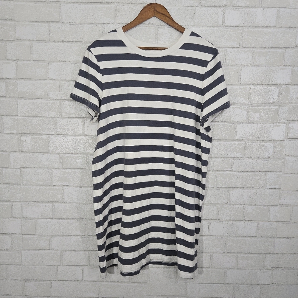 Old Navy short sleeve dress - Picture 3 of 10